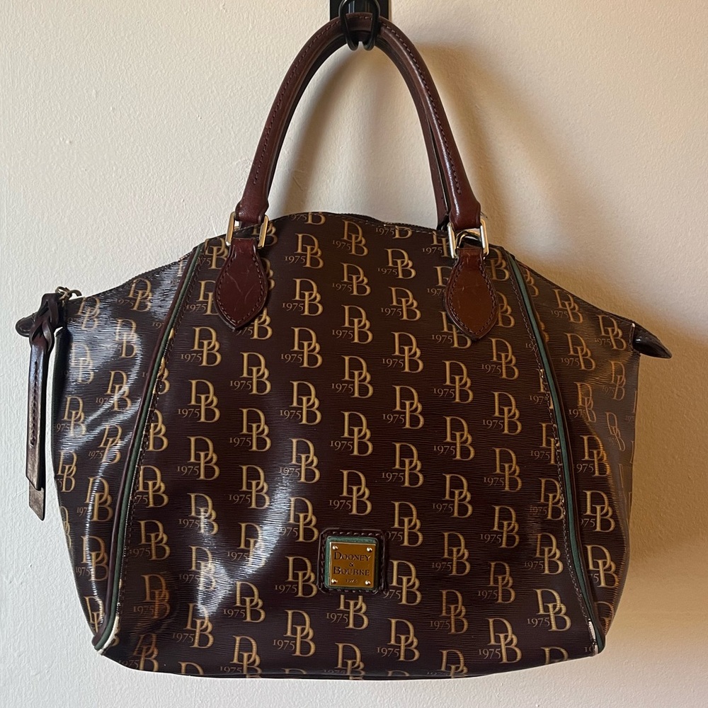 Dooney & Bourke Bag